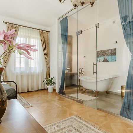 Apartamenty W Dworku Cheval Krakkó Kültér fotó