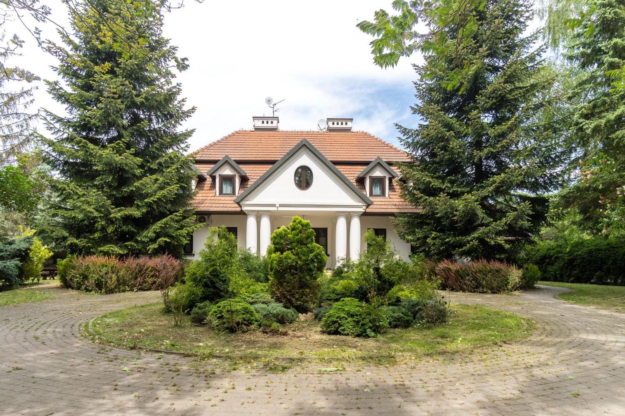 Apartamenty W Dworku Cheval Krakkó Kültér fotó